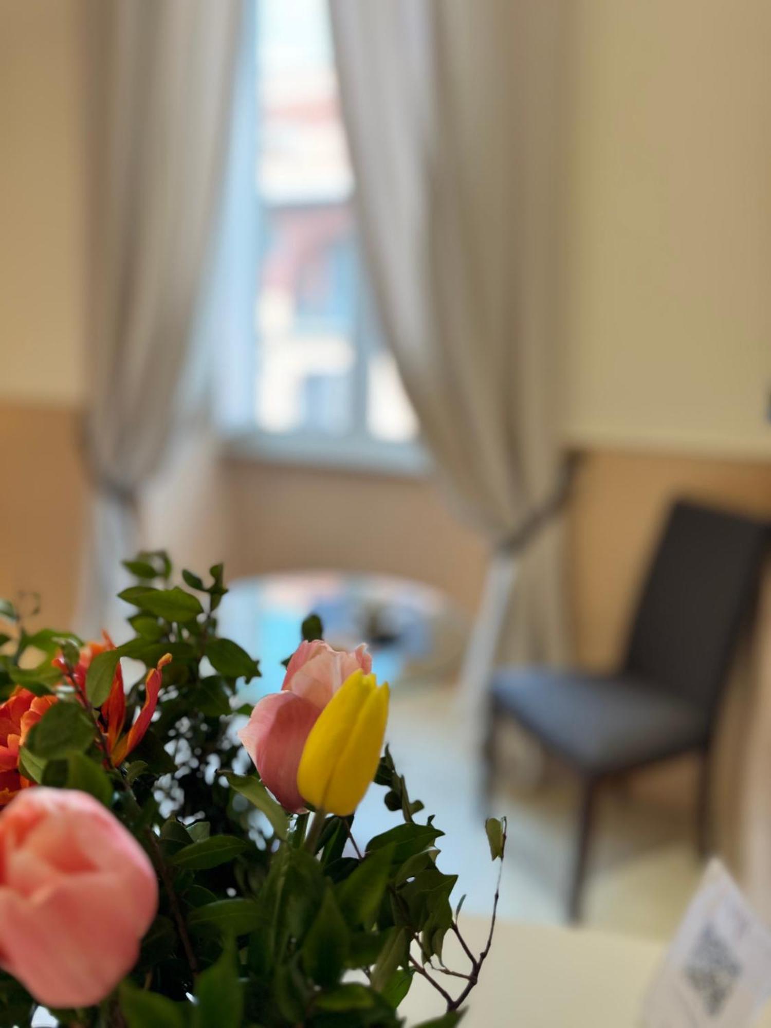 My Monti Place Рим Екстериор снимка